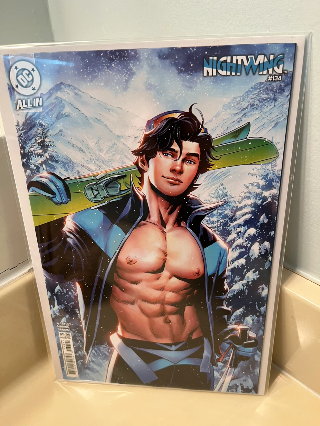 Nightwing #134 ‘Sweater Weather’ Variant Comic Book