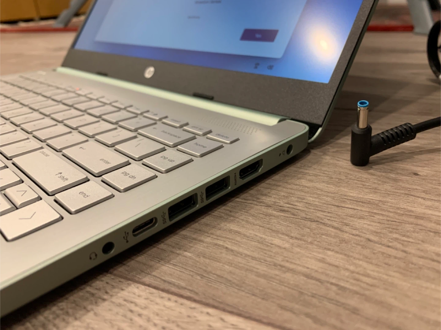 HP 14" 2025 Flagship Laptop Windows 11 - 13th Gen Intel 4 Core - photo 4
