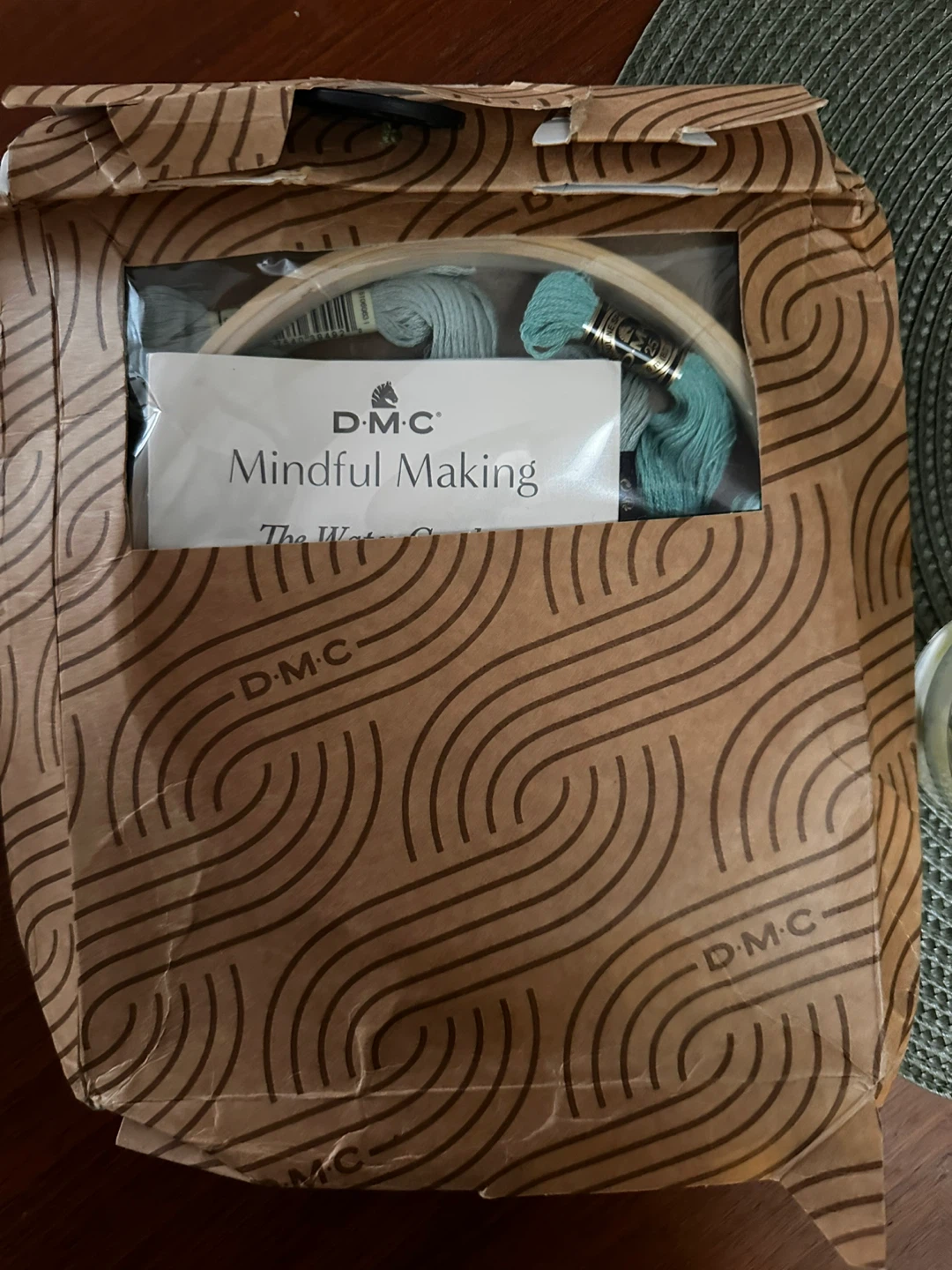 DMC Mindful Making The Water Garden Embroidery Duo Kit - photo 2