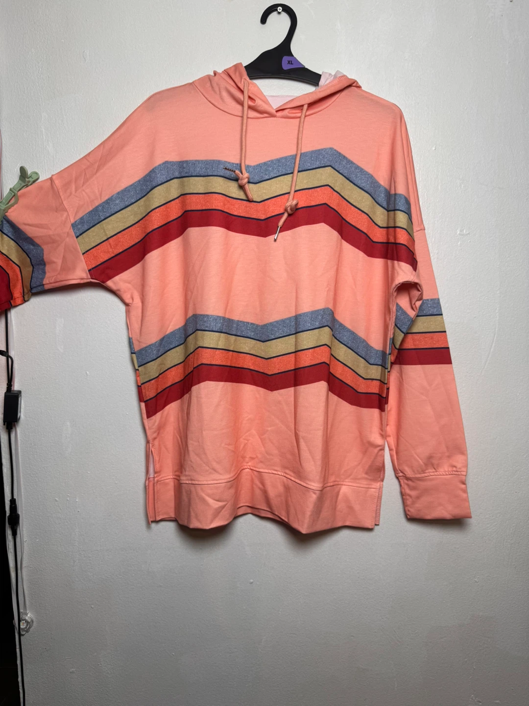 Size L Orange Striped Hoodie