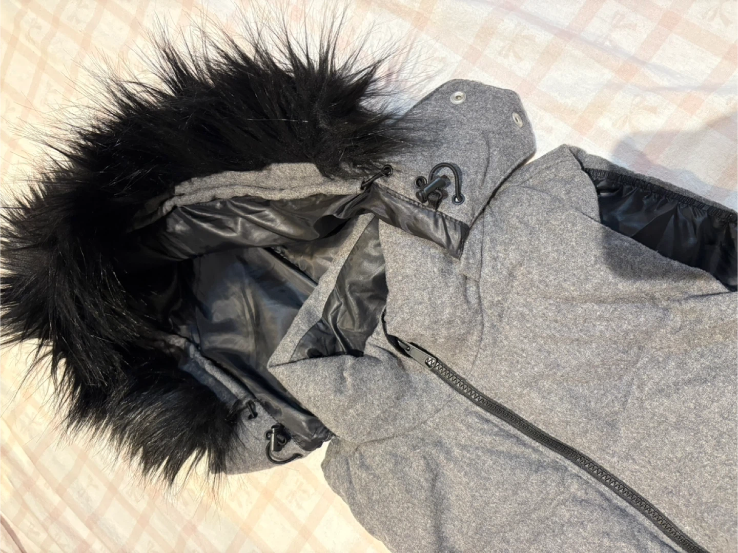 GAP Puffer Vest with Faux Fur Hood - photo 3