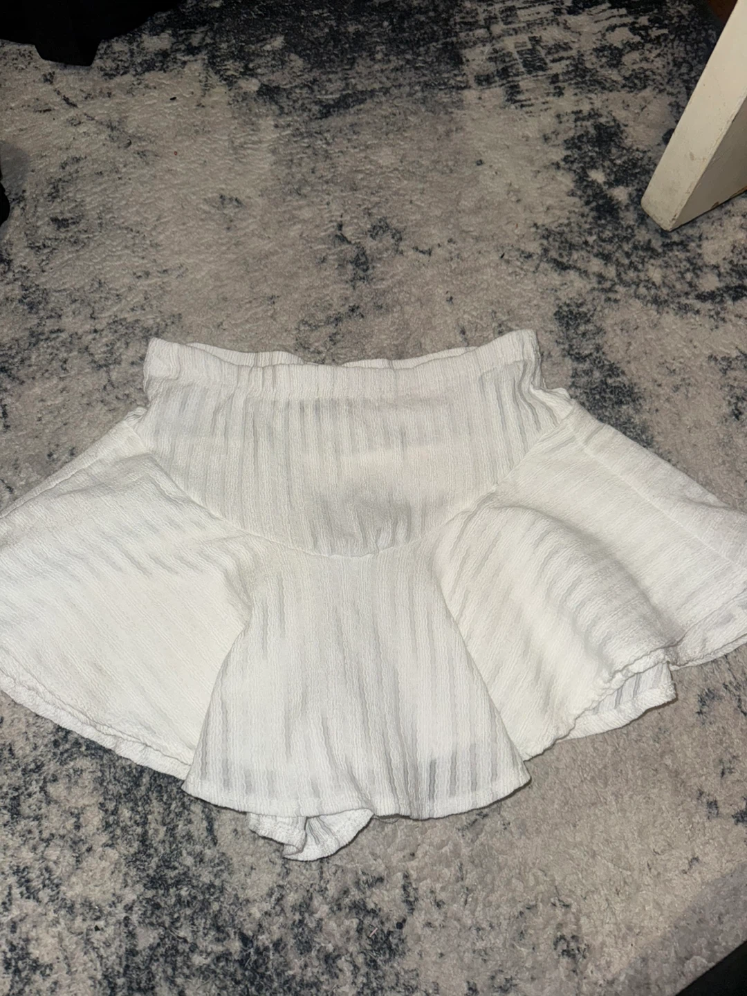 SHEIN White Textured Skirt - Size XS