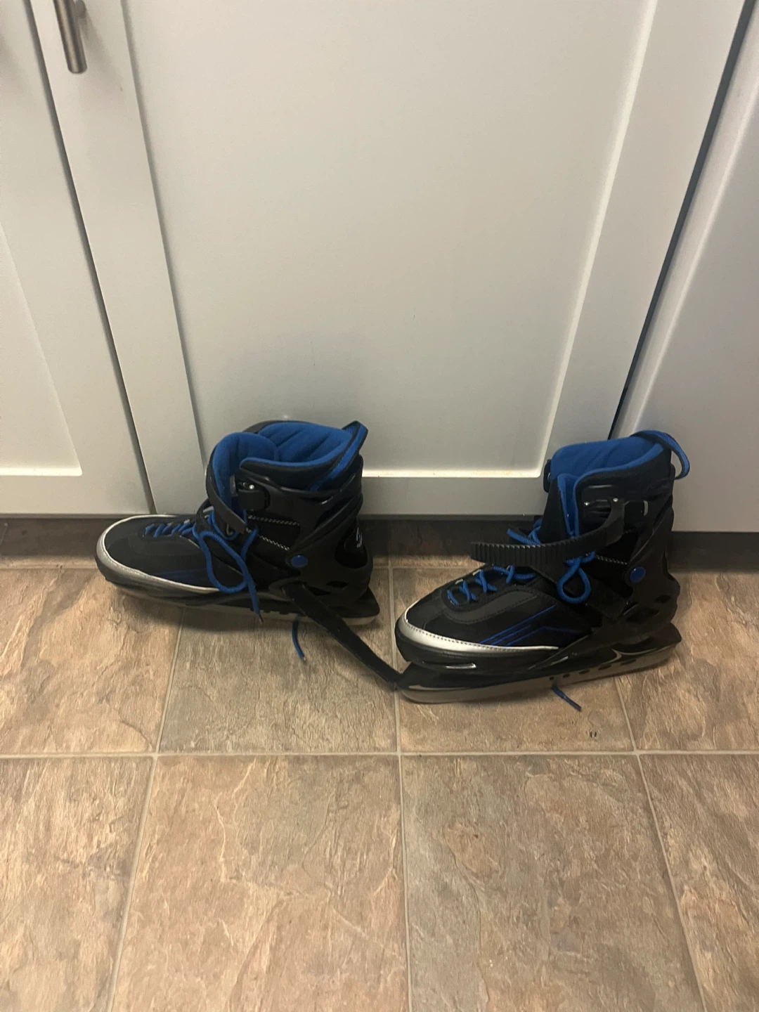 SofTec Ice Skates
