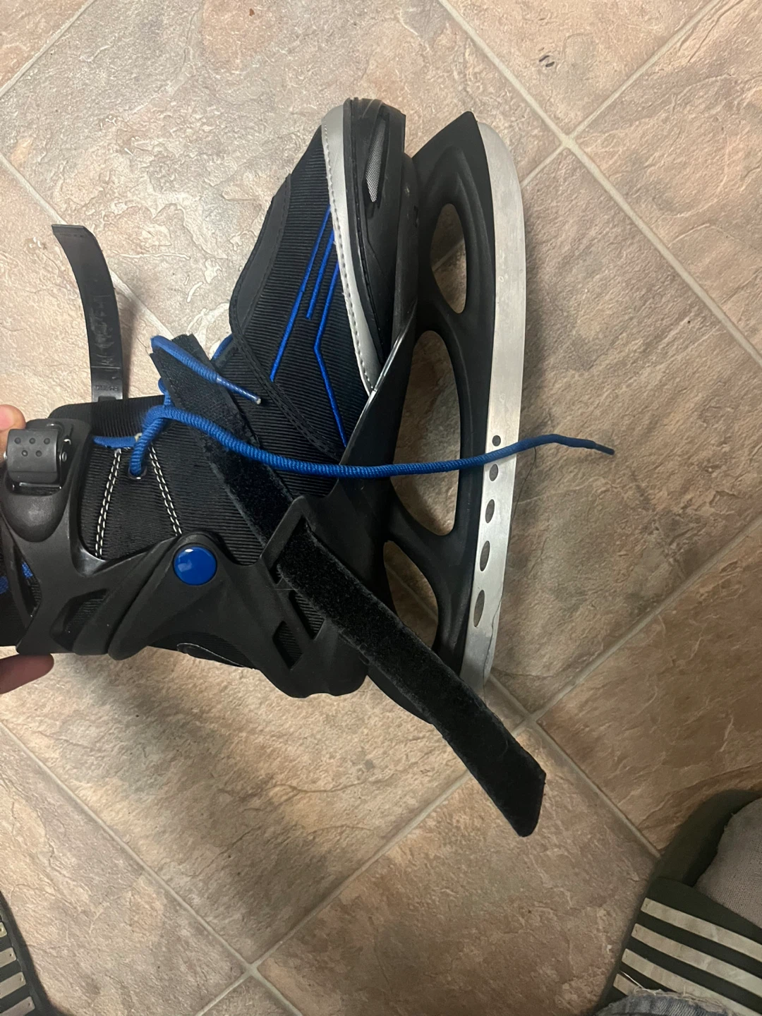 SofTec Ice Skates - photo 2