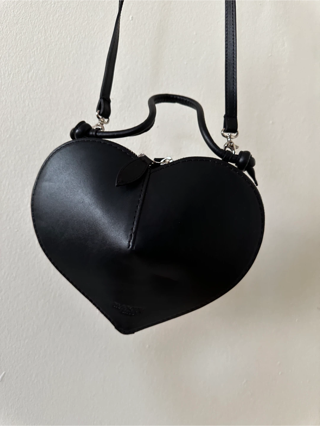 Black Heart Shaped Bag - photo 5