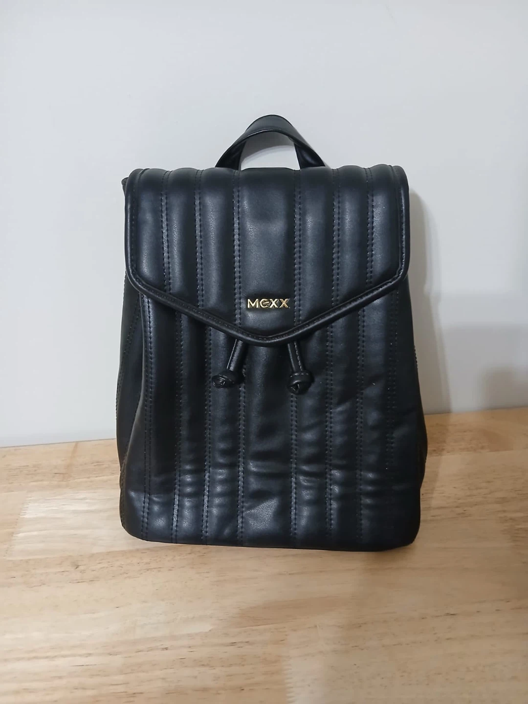 Sac à dos MEXX noir matelassé