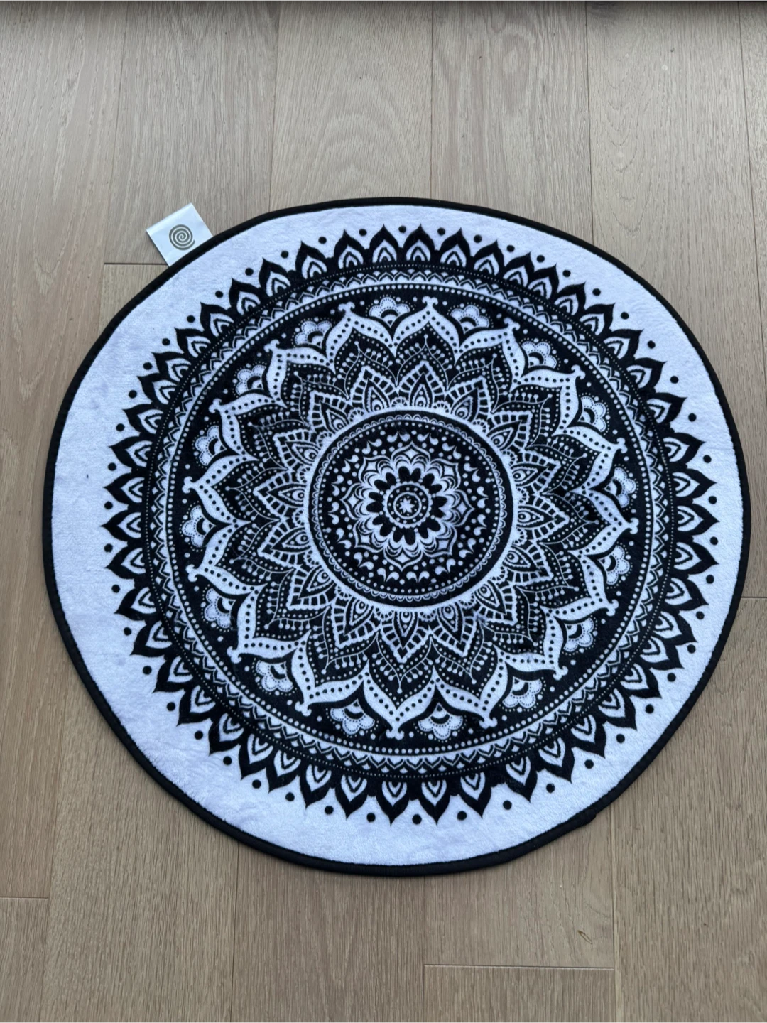 Brand new rugs - photo 2
