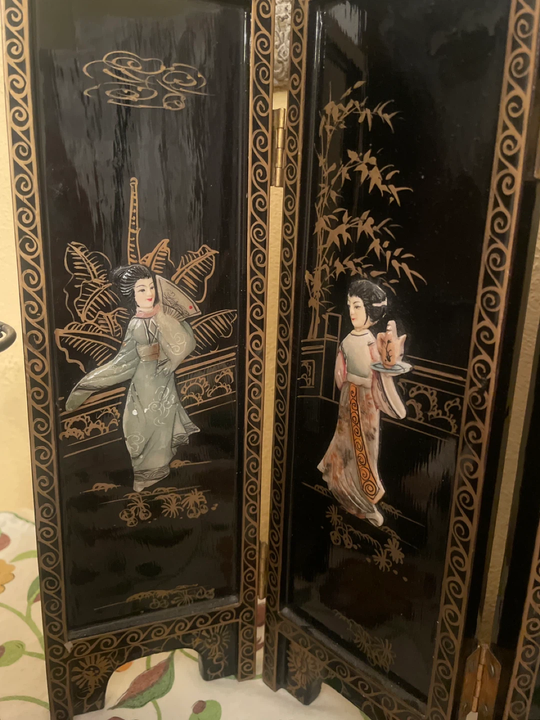 Vintage 4-Panel Oriental Black Lacquer Screen - photo 3