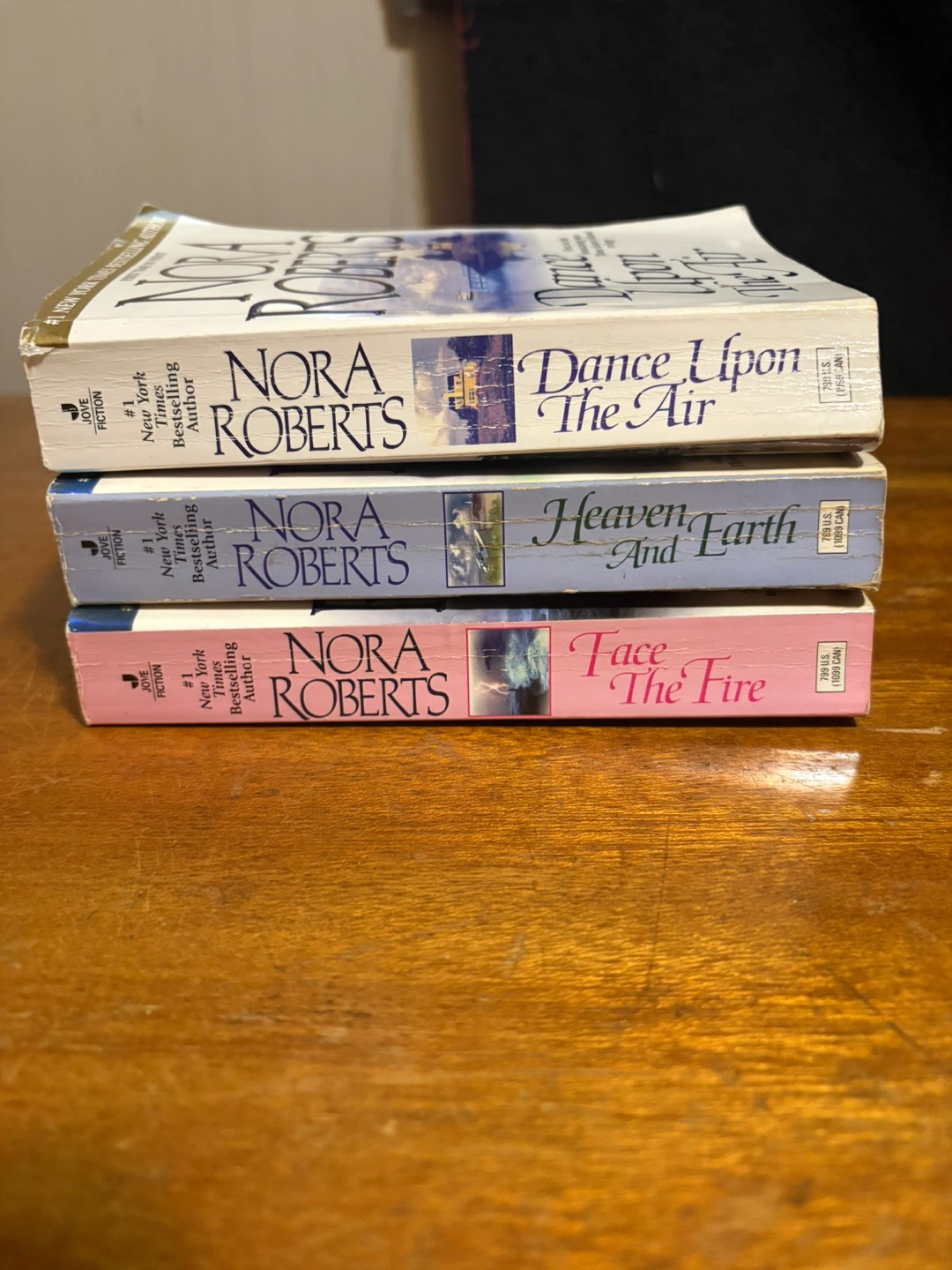 Nora Roberts "Three Sisters Island" Trilogy Books 🏆
