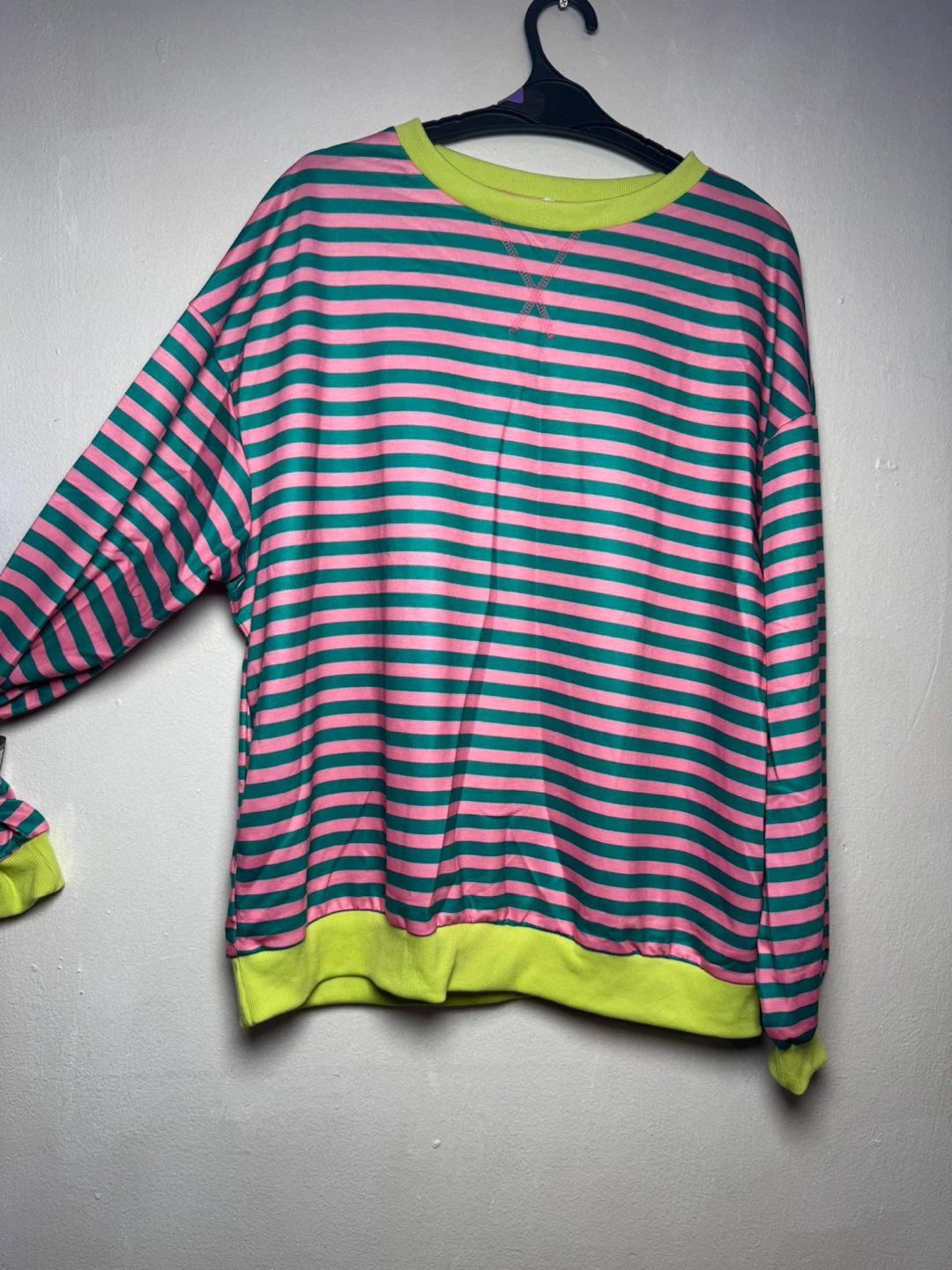 ETOSELL Striped Crewneck Sweatshirt Size M
