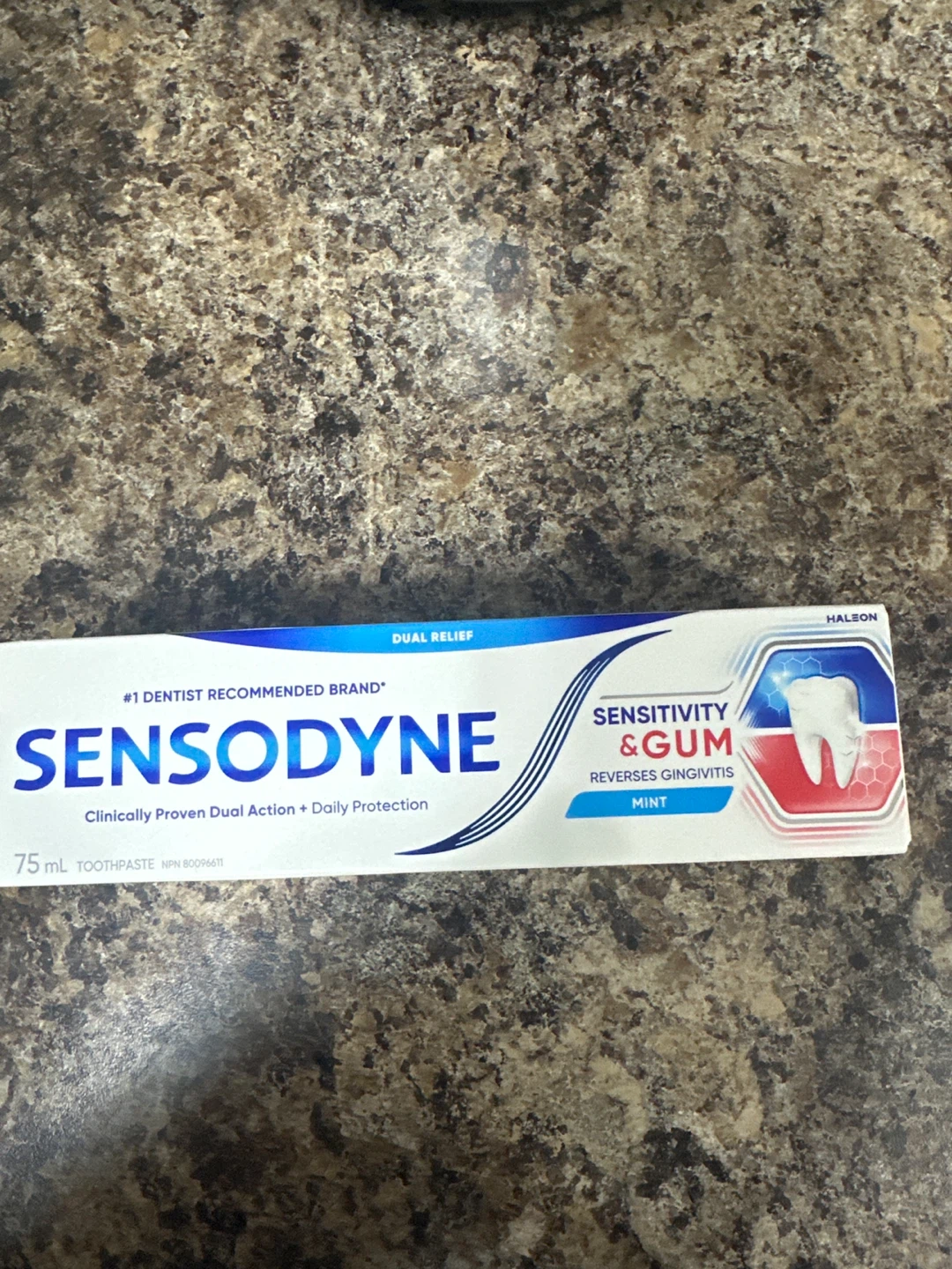 🏆Sensodyne Sensitivity & Gum Mint Toothpaste🏆 75 mL
