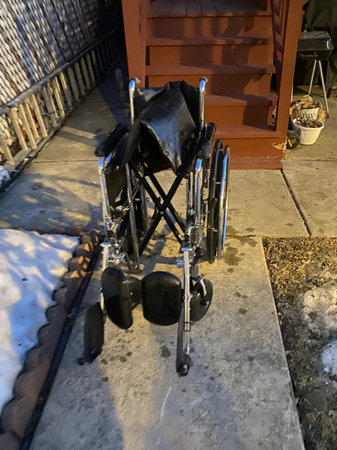 Drive Medical Folding Wheelchair - photo 4