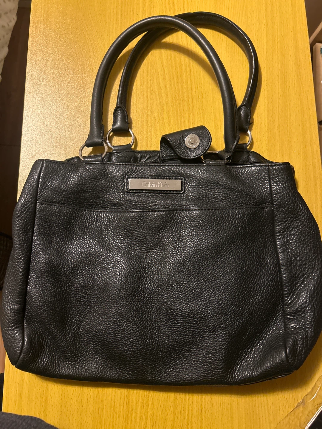 Calvin Klein Black Leather Shoulder Bag🏆