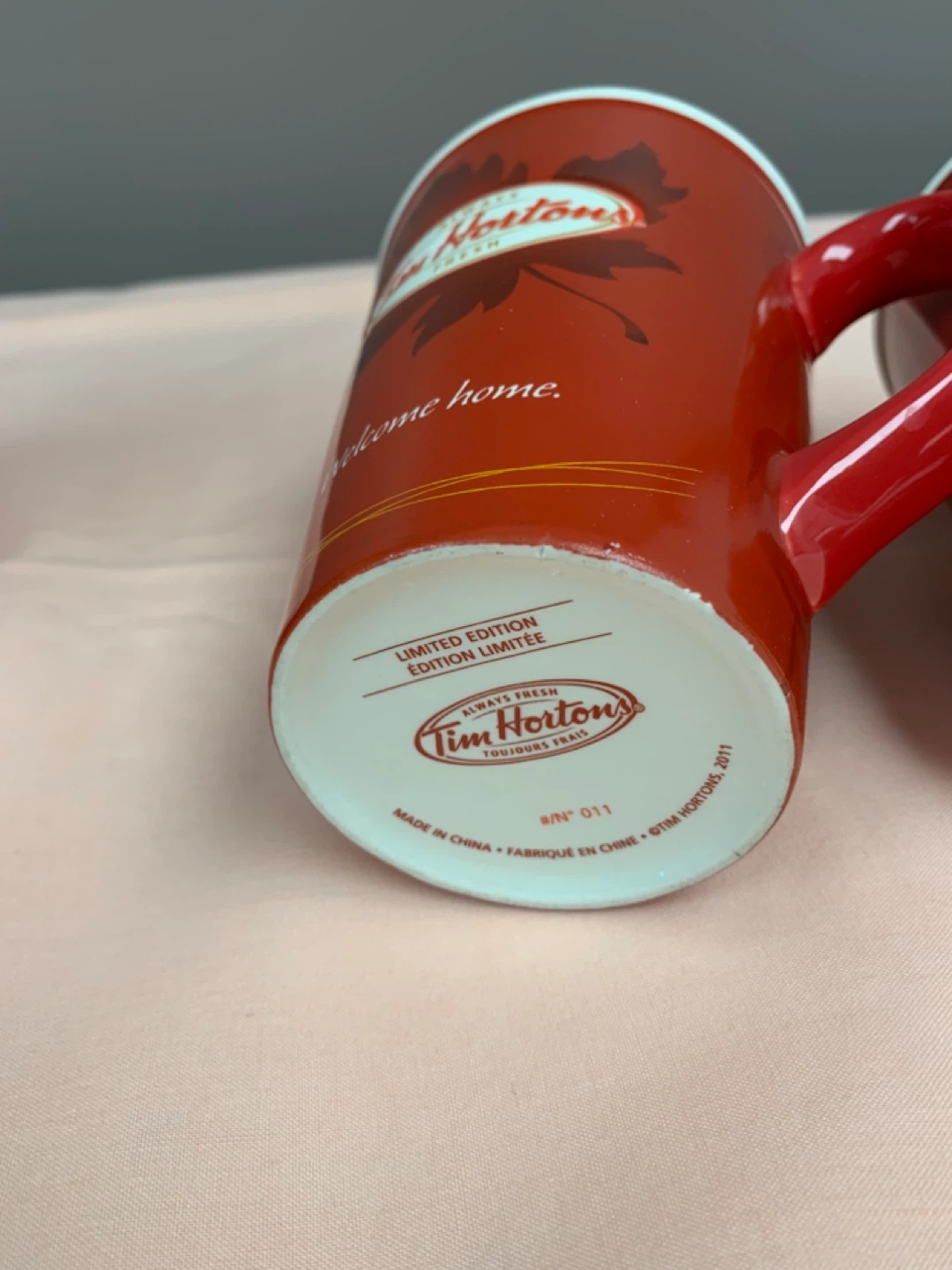 Tim Hortons Limited Edition Mugs (Set of 2)🏆 - photo 3