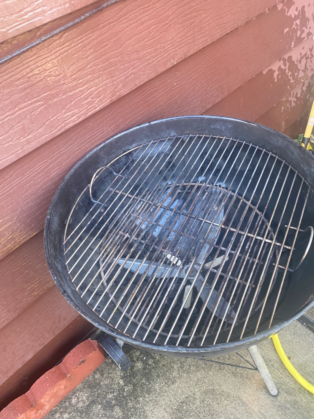 Weber Kettle Charcoal Grill - photo 3