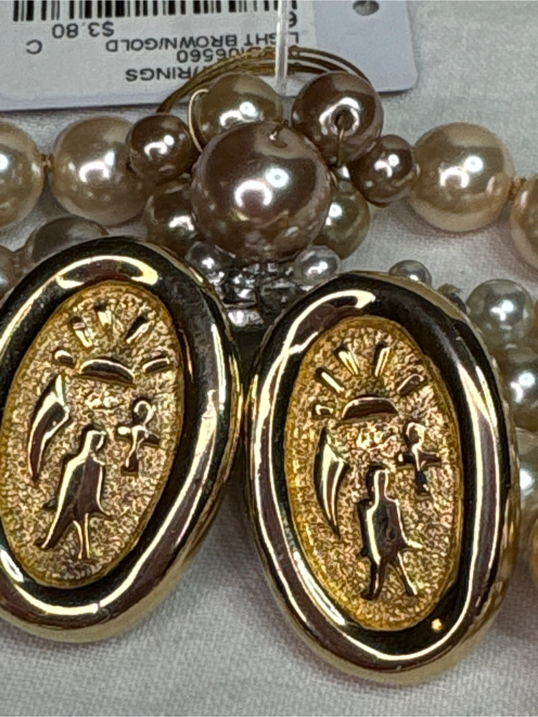 Faux pearls, earrings & faux pearl ring. - photo 5