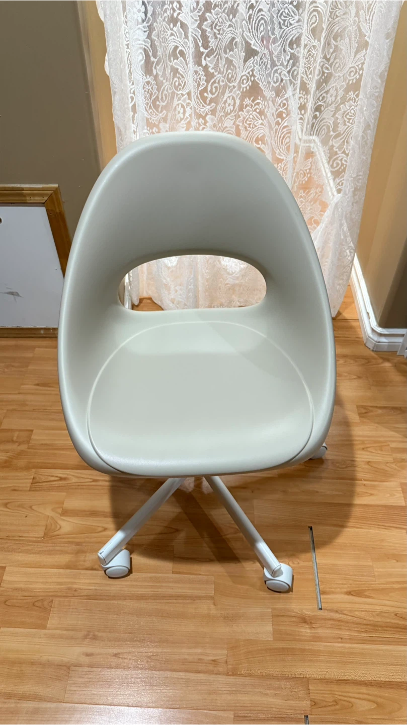 Ikea- White Swivel Office Chair