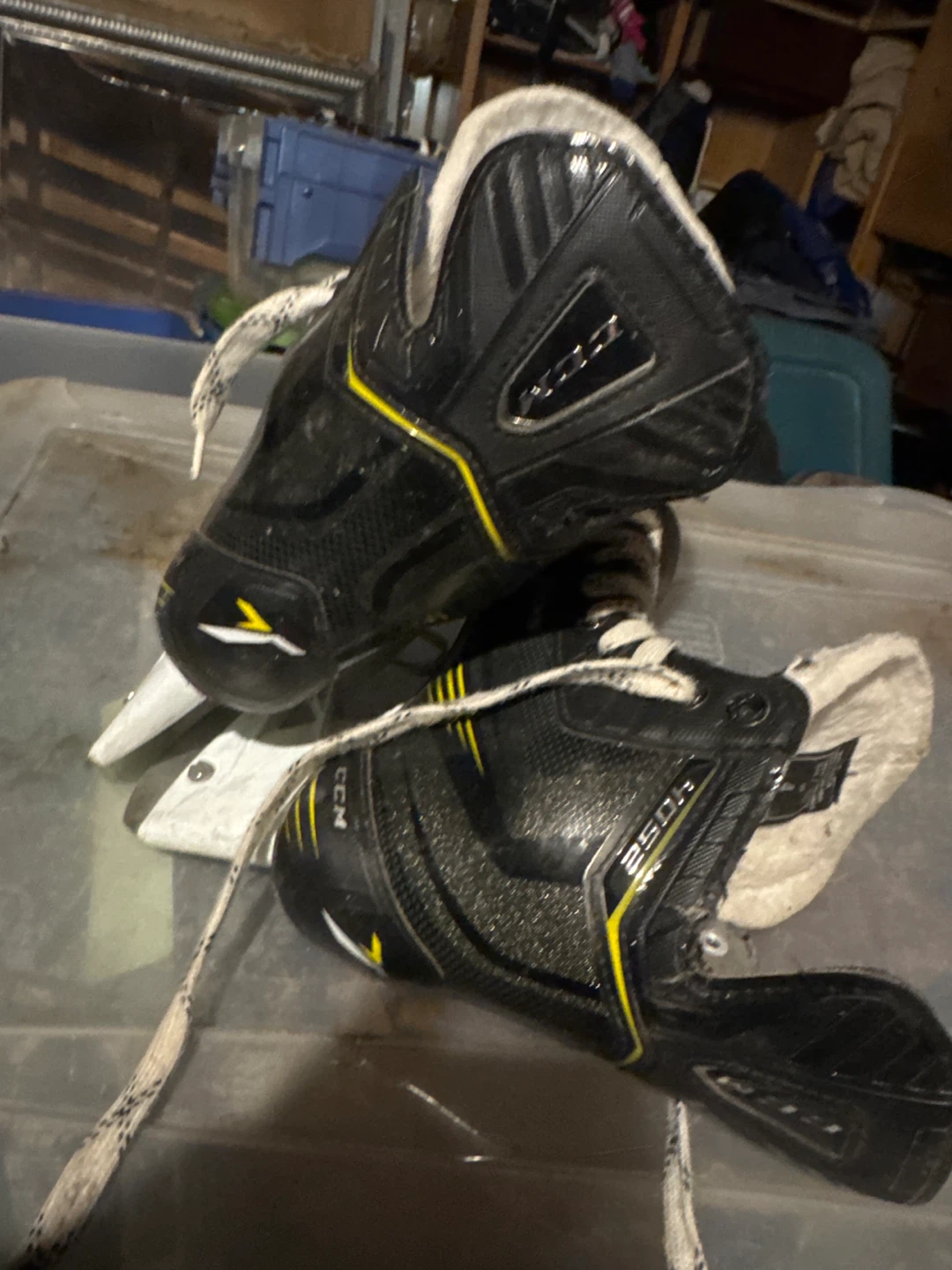CCM Tacks Hockey Skates Size 4 Youth🏆 - photo 2