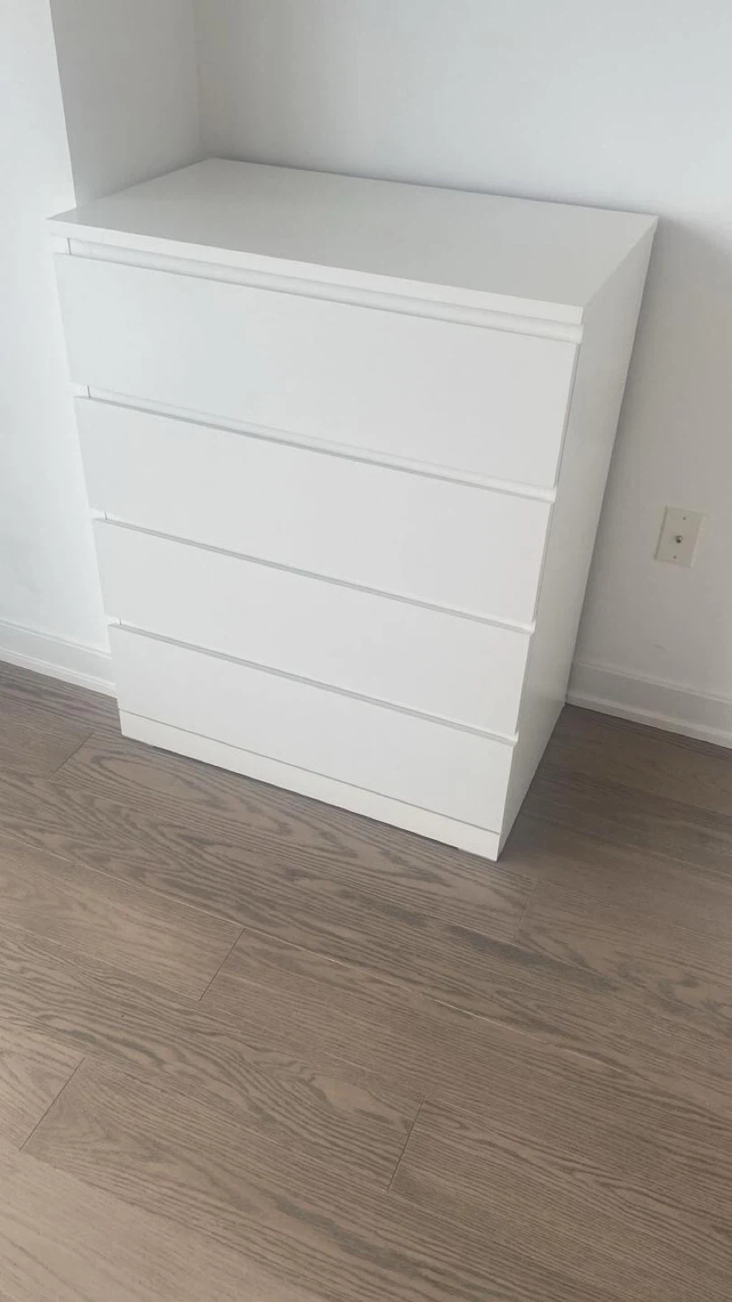 White 4-Drawer Dresser - photo 2