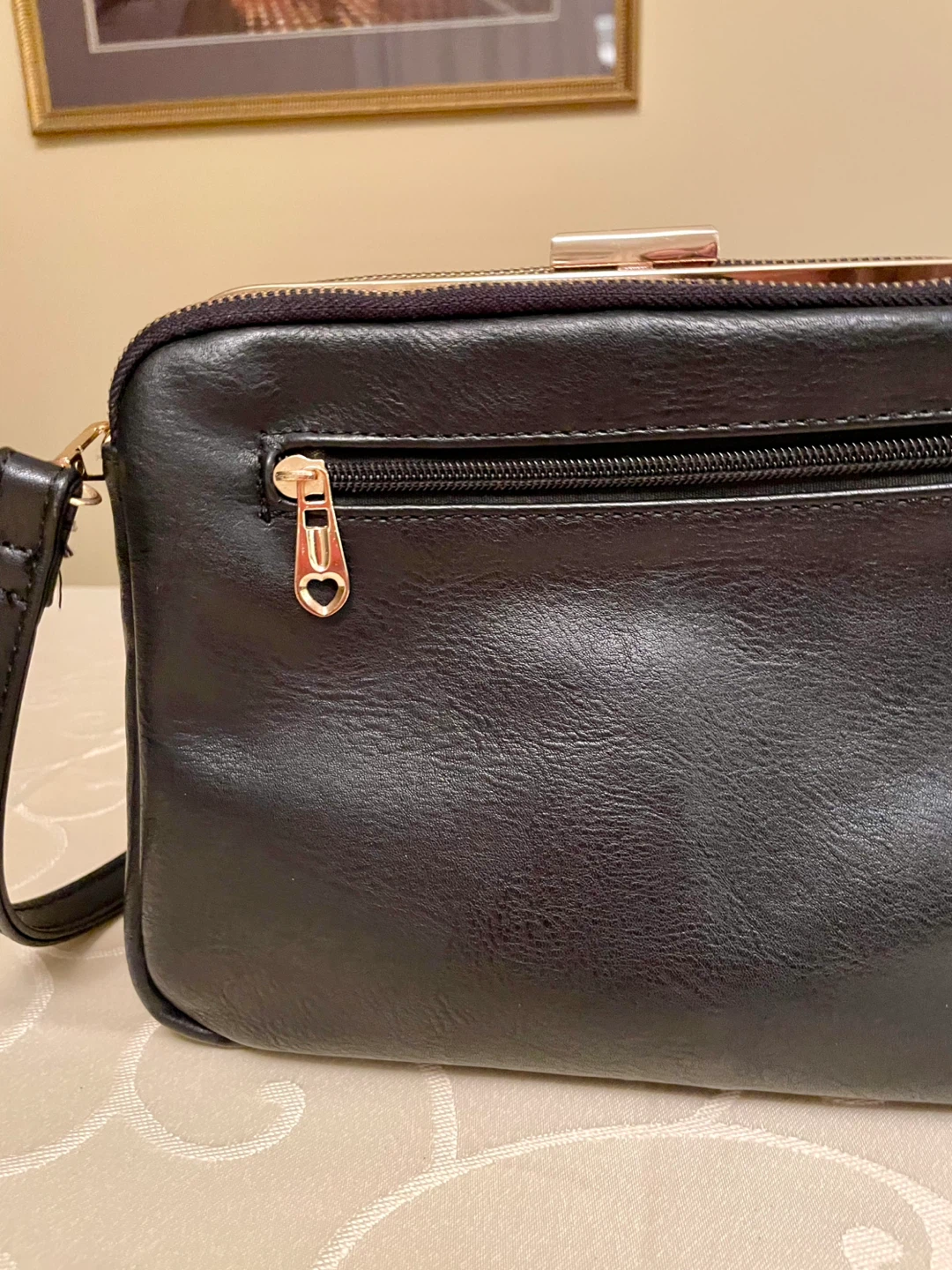 Womens Gold Accented Black Shoulder and Crossbody Handbag 🏆 - photo 5