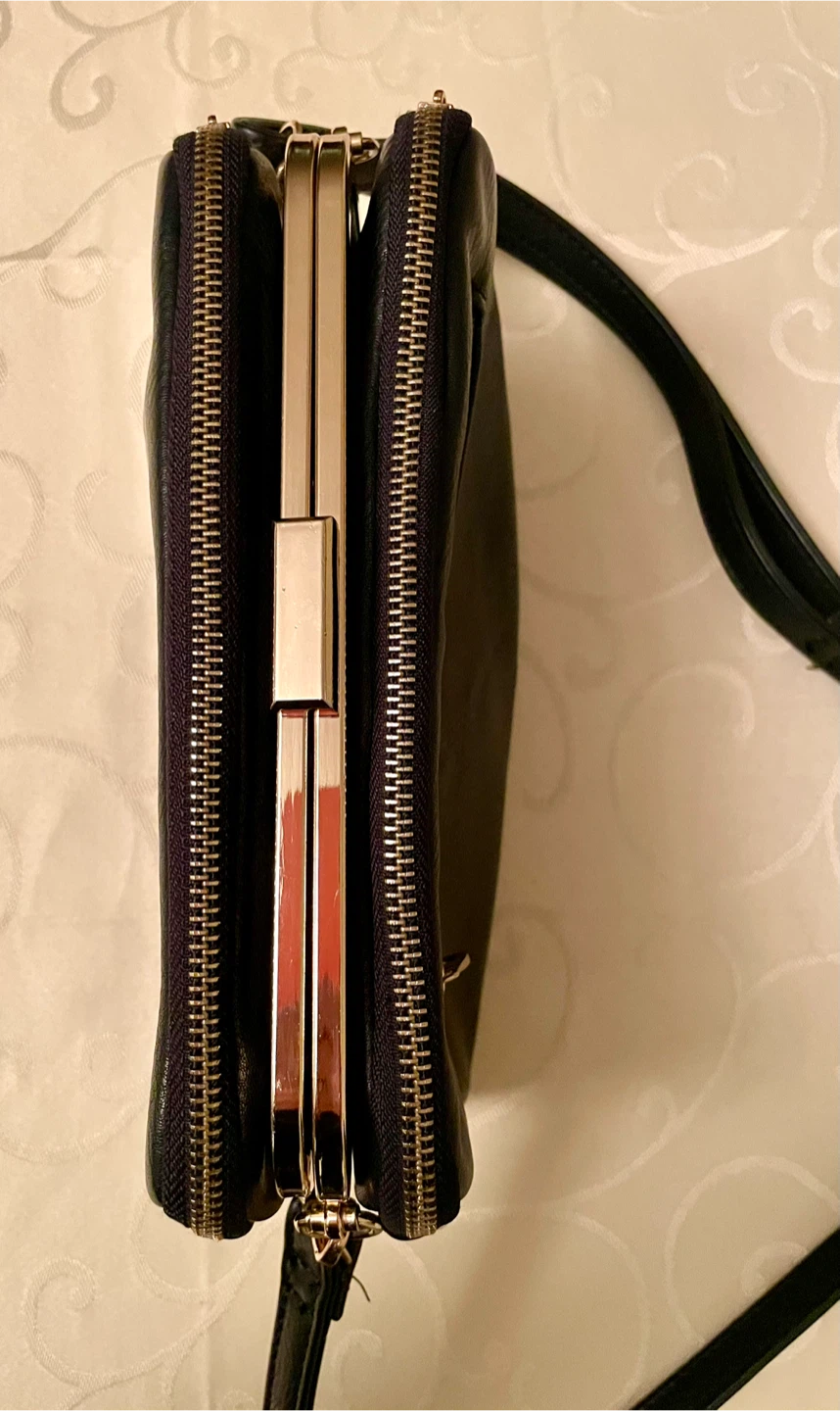 Womens Gold Accented Black Shoulder and Crossbody Handbag 🏆 - photo 2