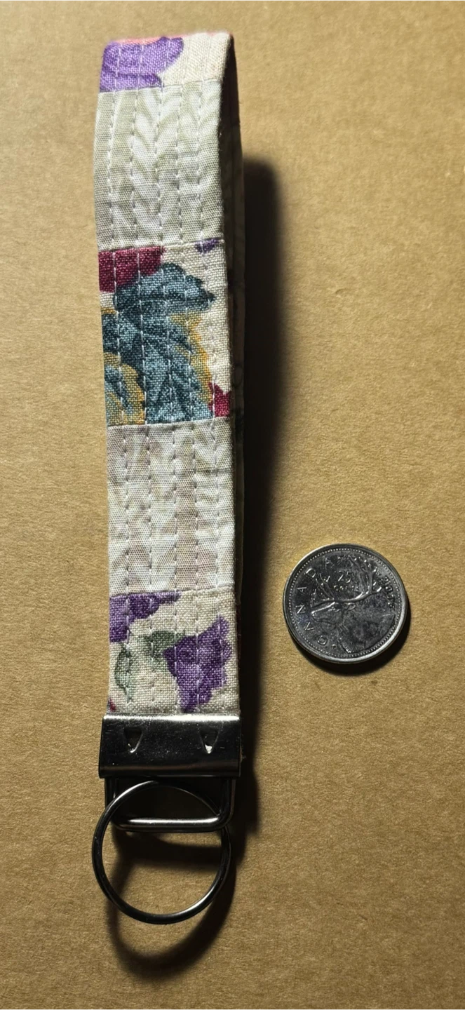 Vintage Floral Fabric Keychain Wristlet - photo 2