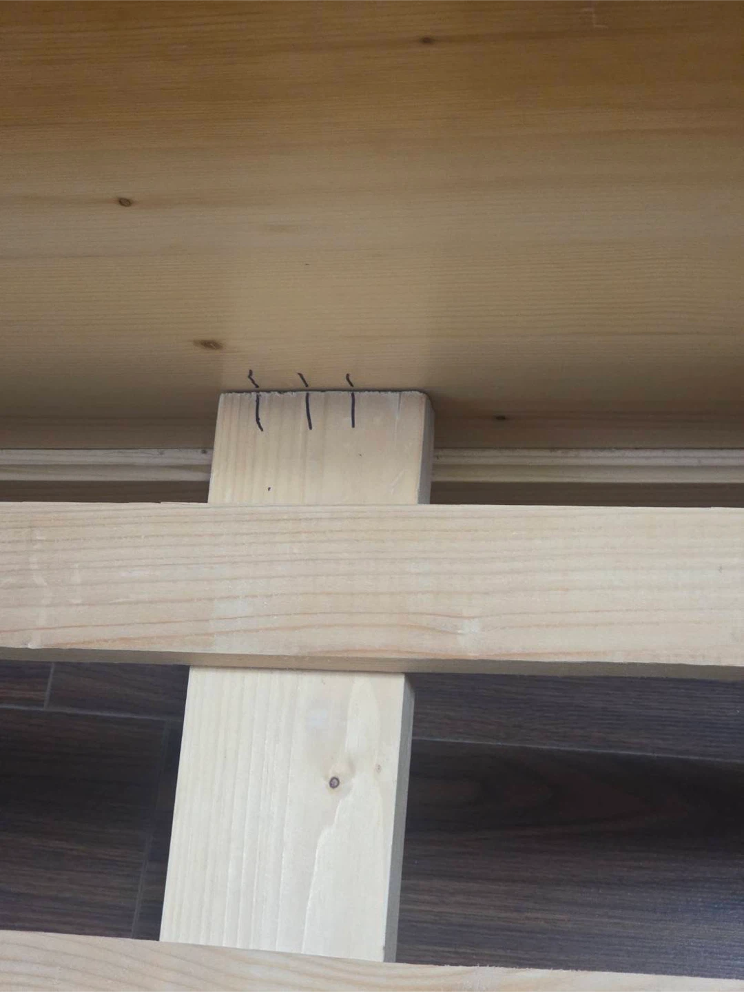 Solid Wood Bed Frame_Queen size - photo 5