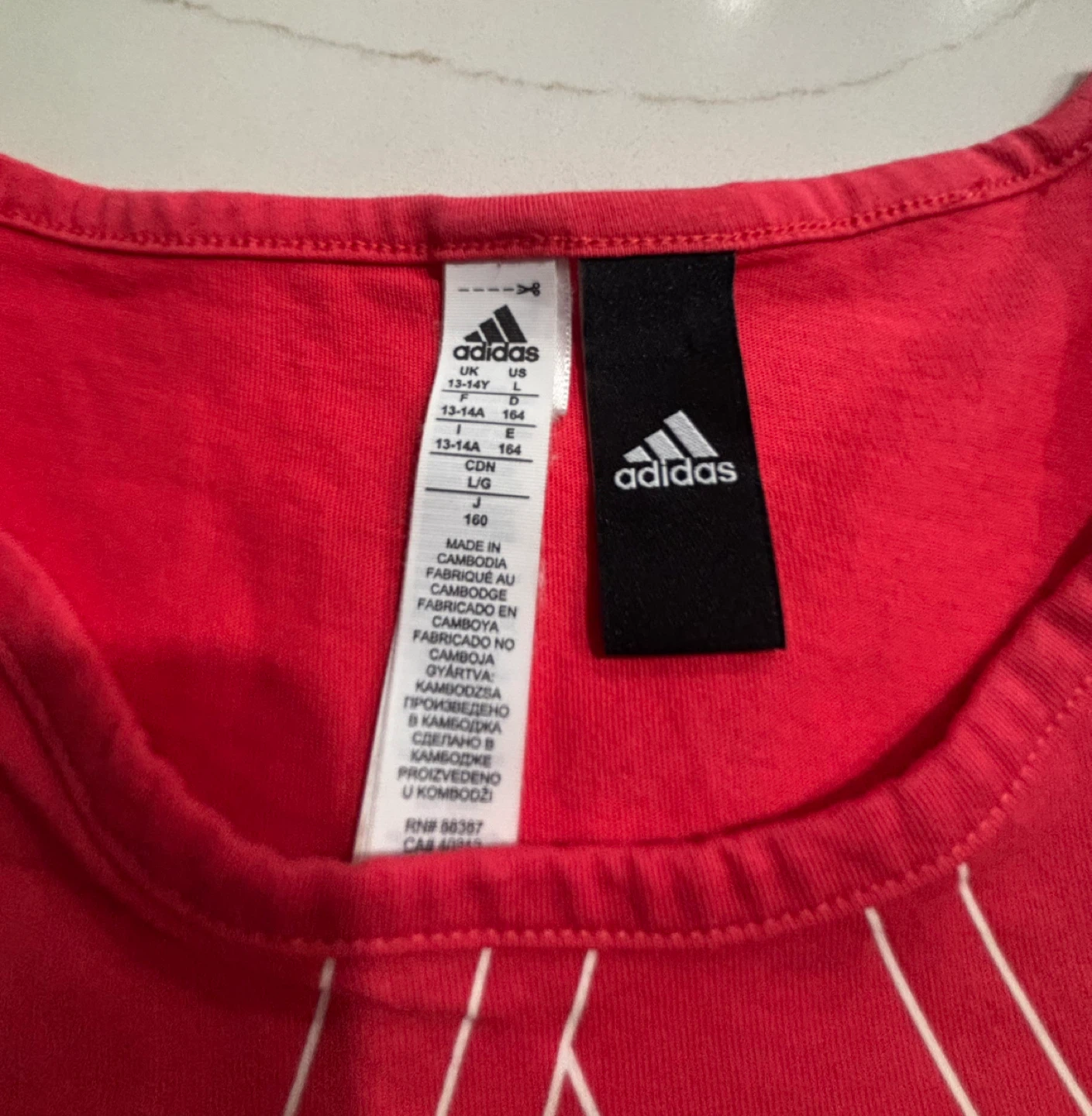 NEW Adidas T-Shirt - Kids Size 13-14Y - photo 2
