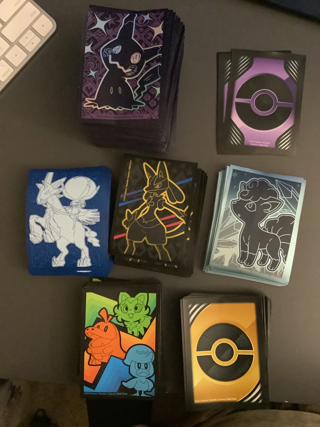 Pokémon card sleeve lot 🏆