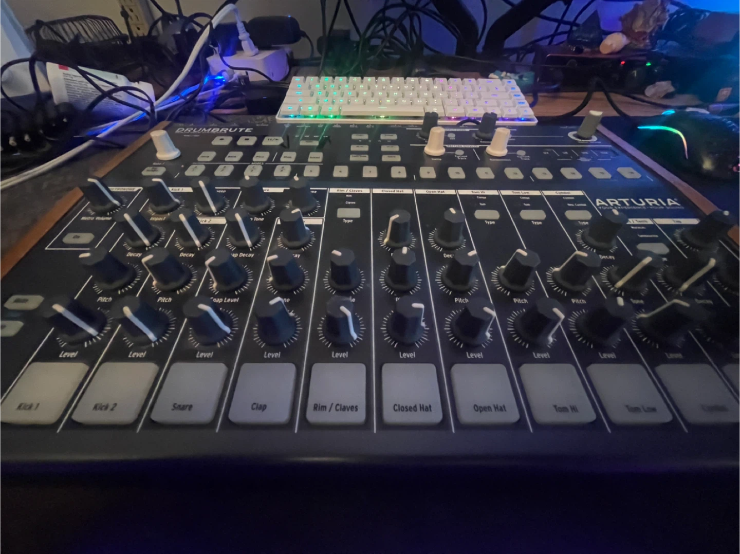 Arturia DrumBrute Analog Drum Synthesizer - photo 2