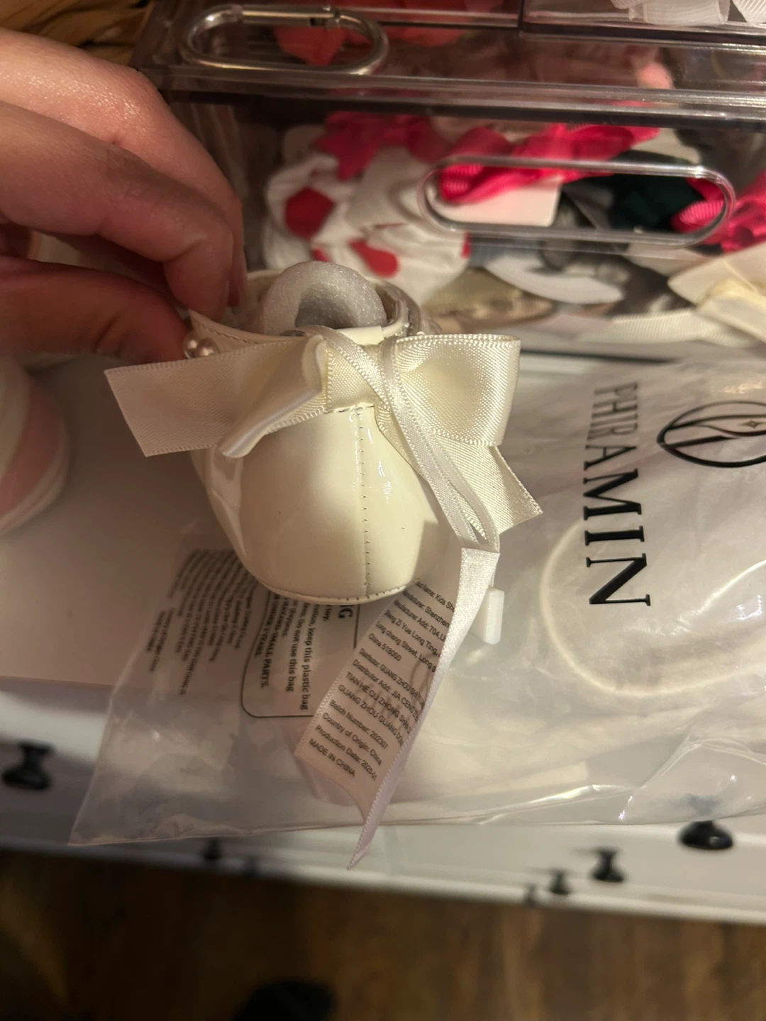 Girls White Shoes with Pearls 🏆 - photo 2