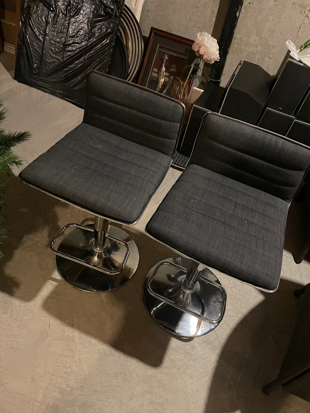 Set of 2 Grey Adjustable Bar Stools - photo 3