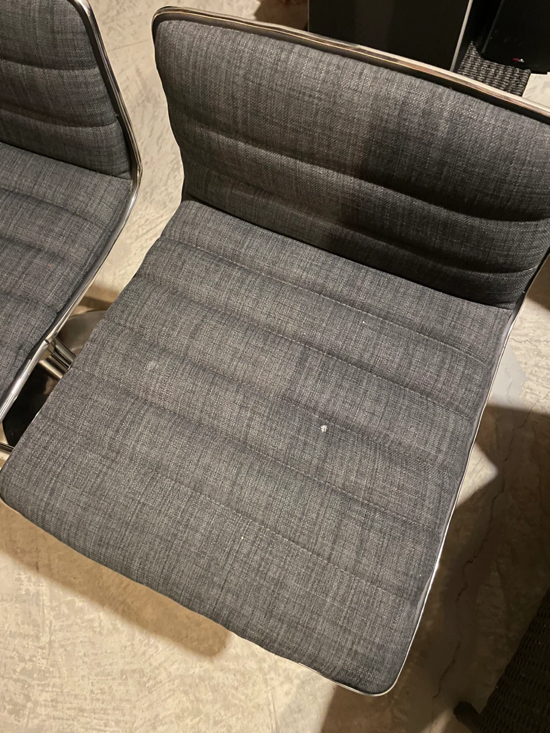 Set of 2 Grey Adjustable Bar Stools - photo 2