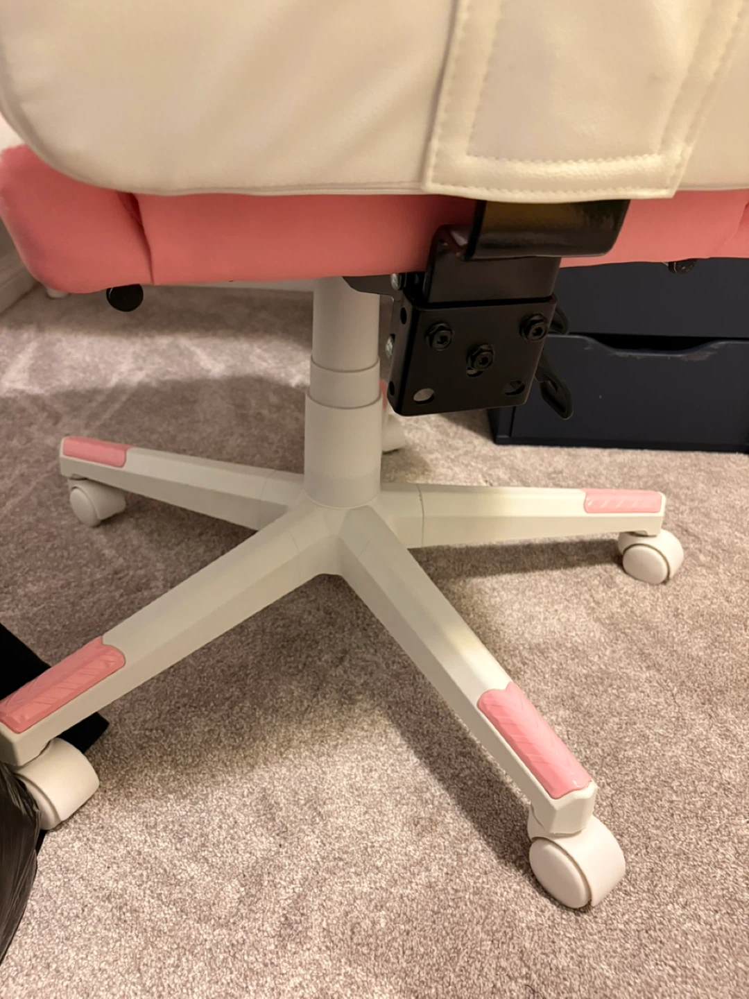 Pink Gaming Chair with Cat Ears - photo 4