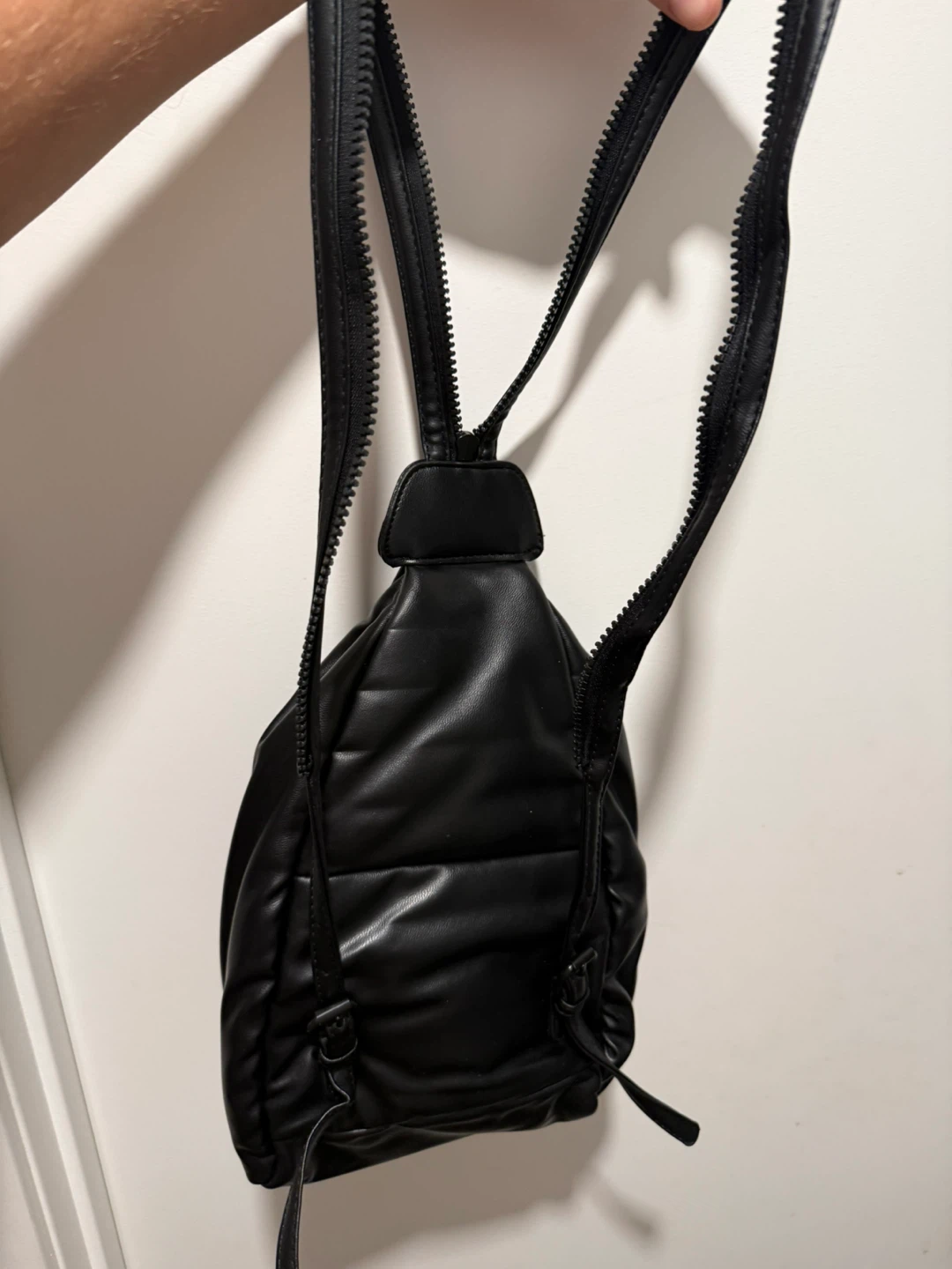 Steve Madden Black Quilted Sling Backpack - photo 2