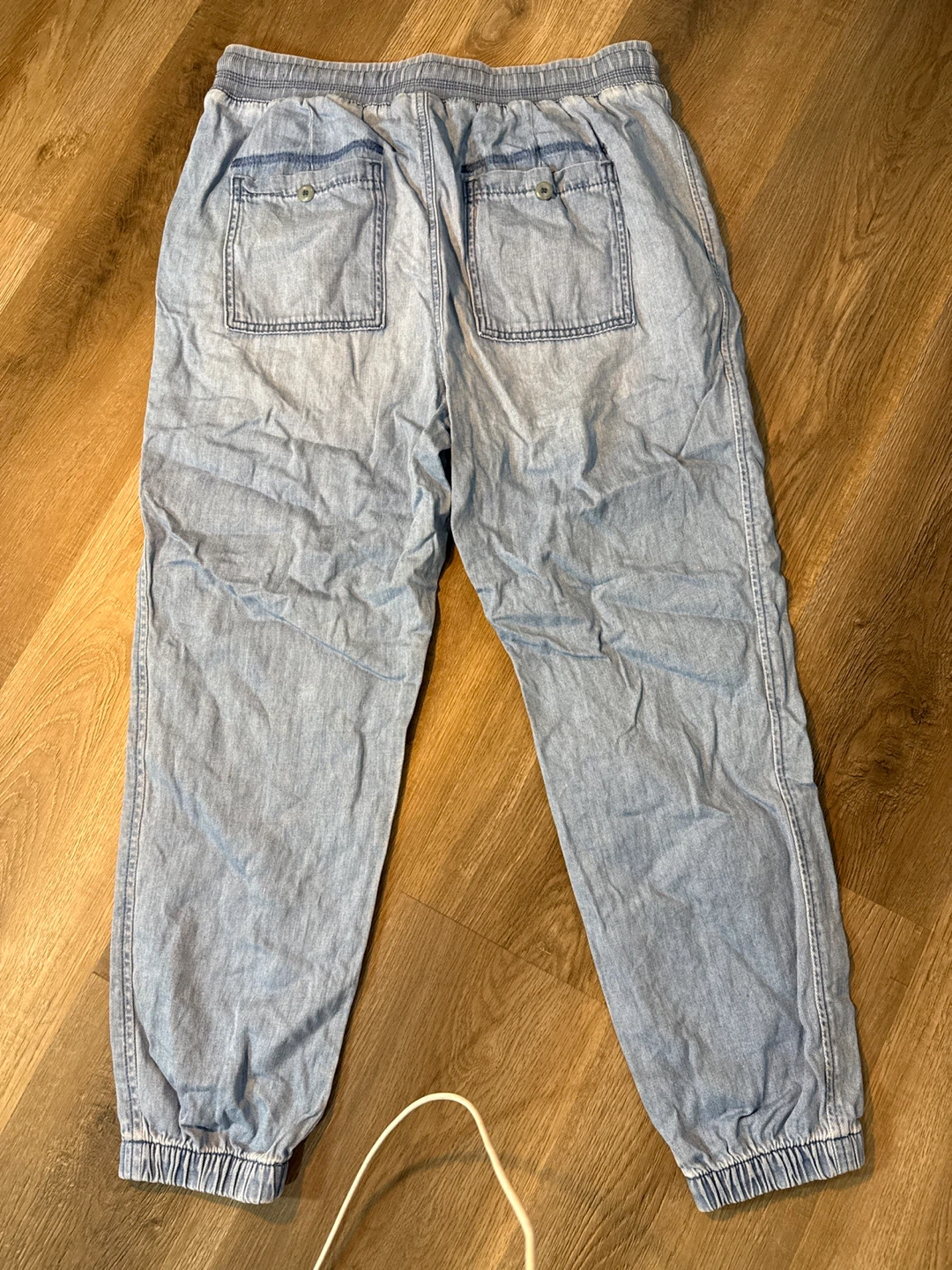 GAP Women's Light Wash Jogger Pants Size M - photo 4