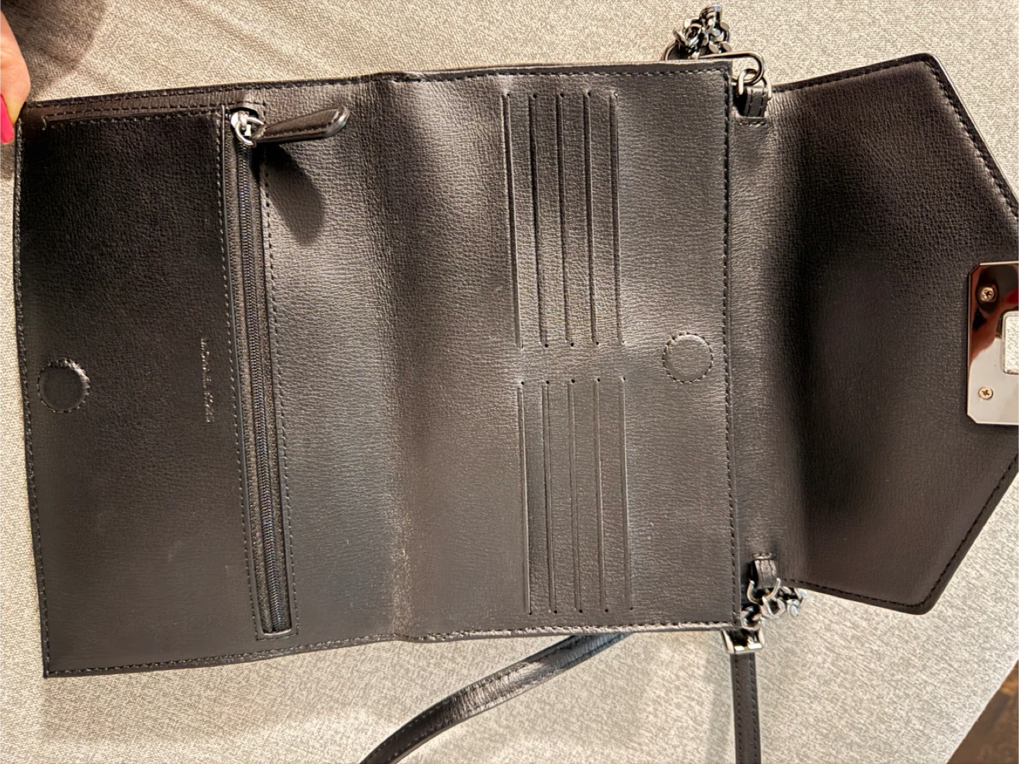 Michael Kors Black Leather Shoulder Bag - photo 2