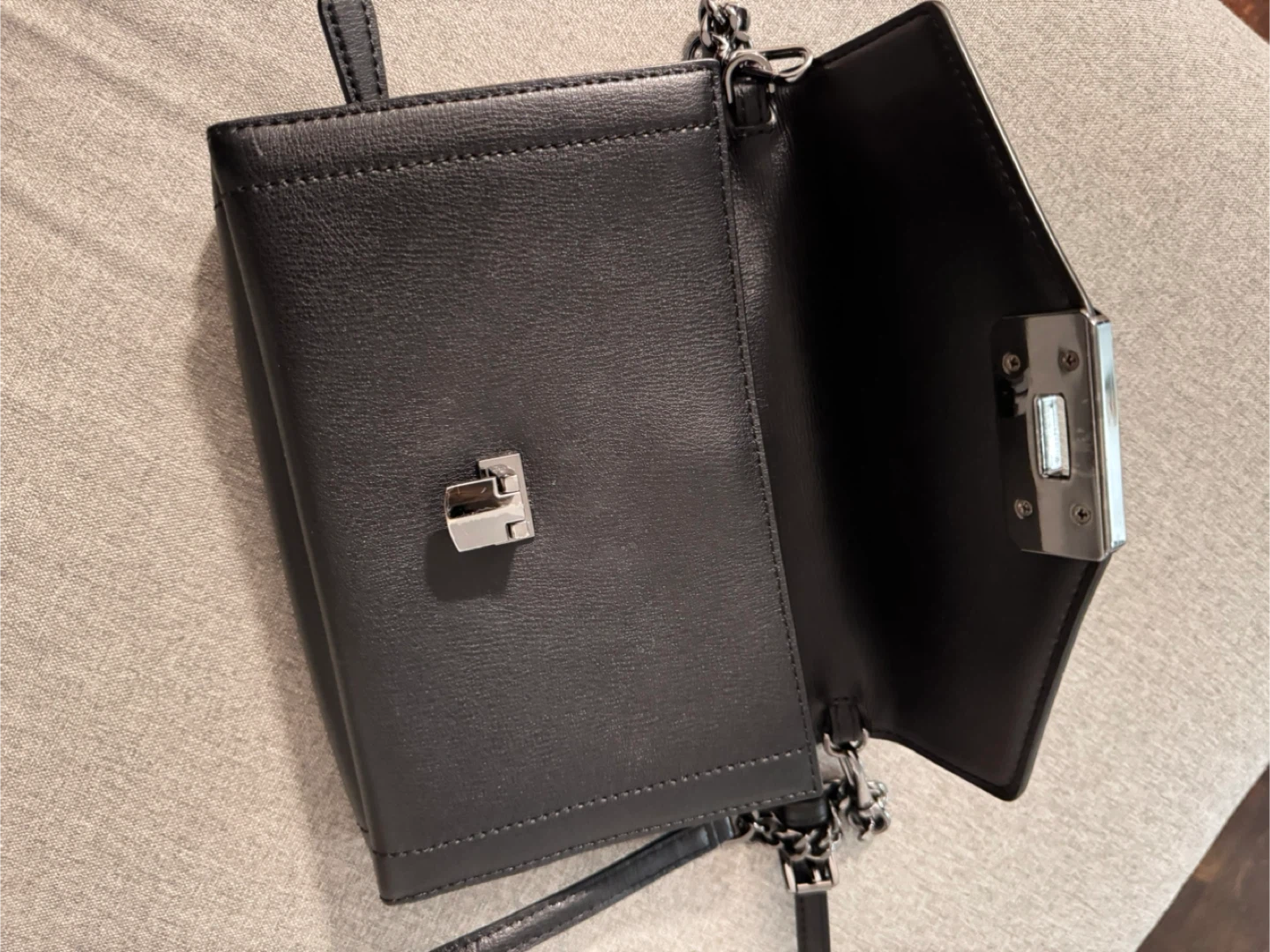 Michael Kors Black Leather Shoulder Bag - photo 3