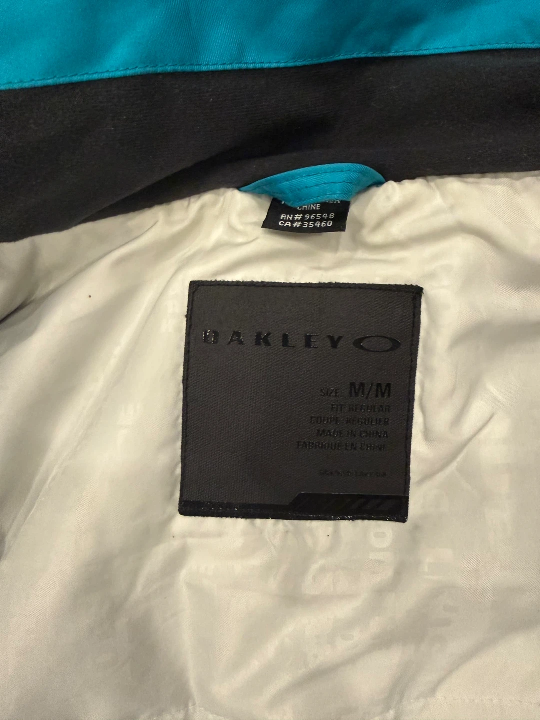 Oakley Ski/snowboard jacket Size Men (M) - photo 3
