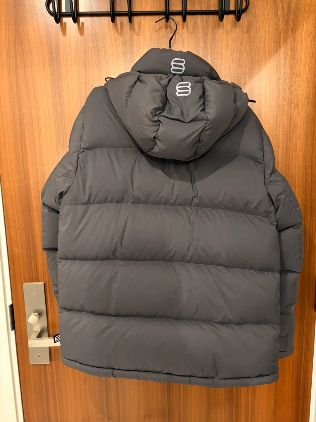 Moving sale ❗️Aritzia Superdry Puffer Jacket - photo 3