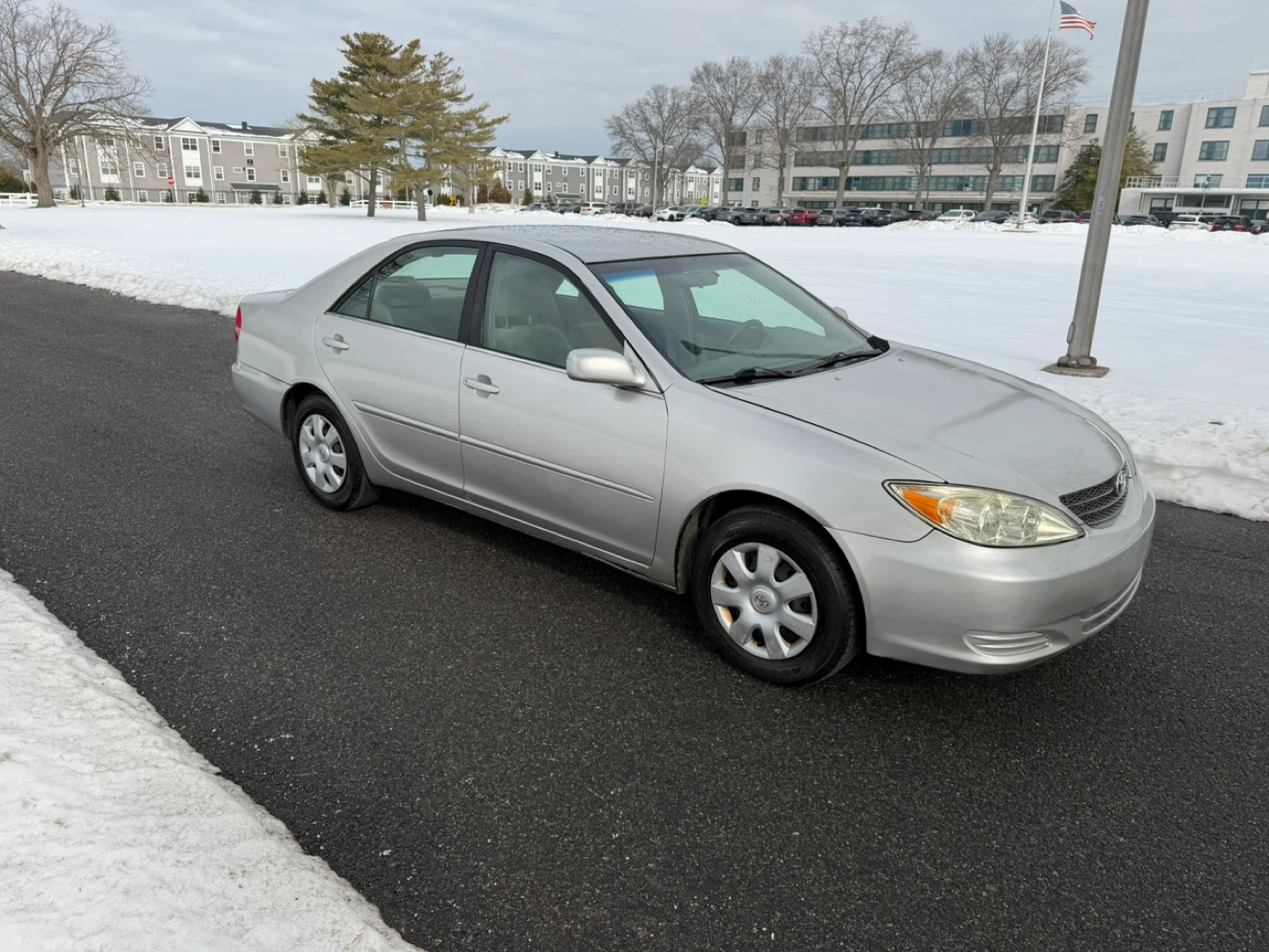2003 Toyota Camry LE - photo 4