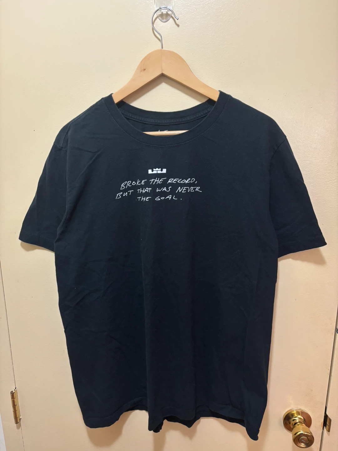 Nike LeBron James "Broke The Record" T-Shirt XL