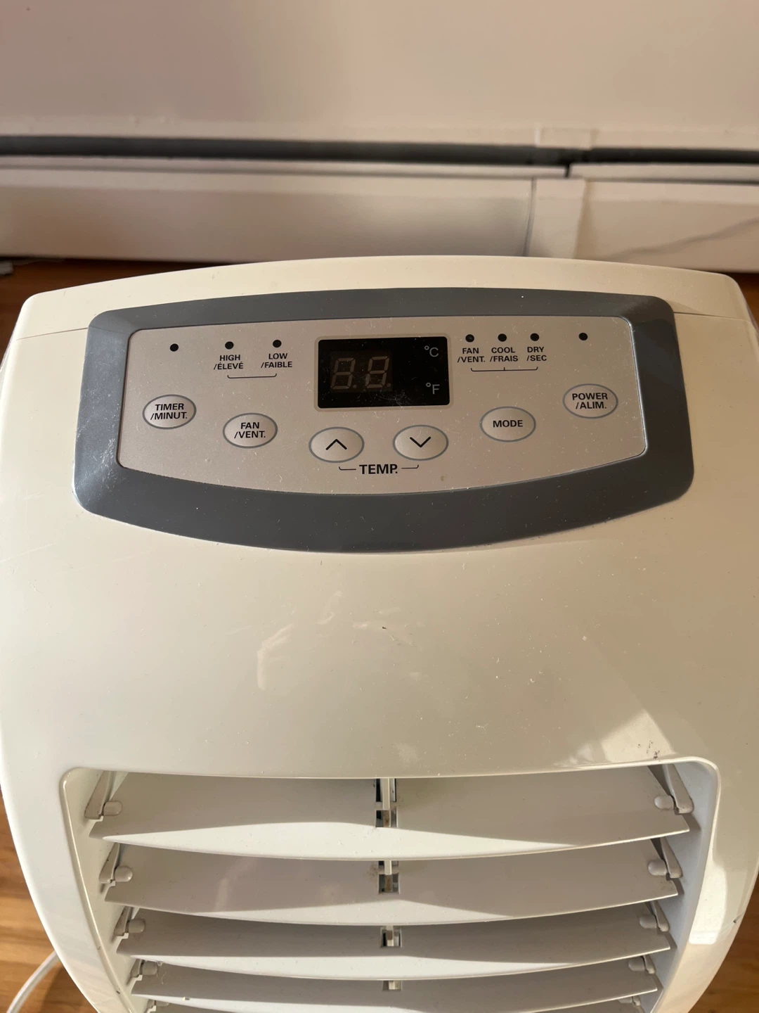 LG Portable Air Conditioner with Exhaust Hose - photo 4