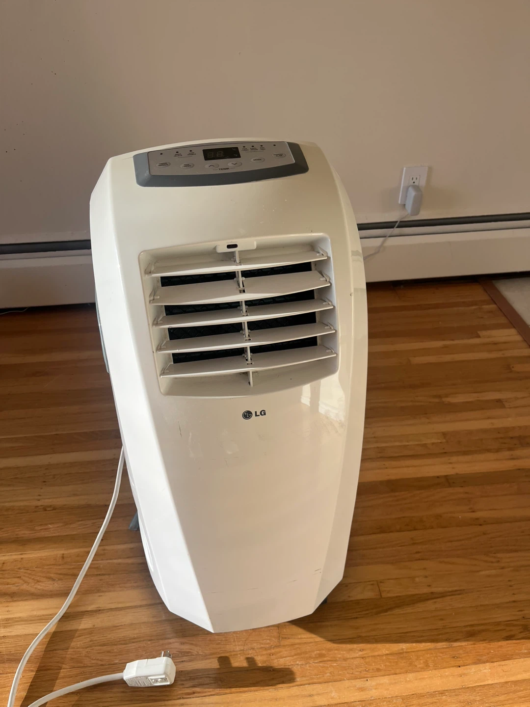 LG Portable Air Conditioner with Exhaust Hose
