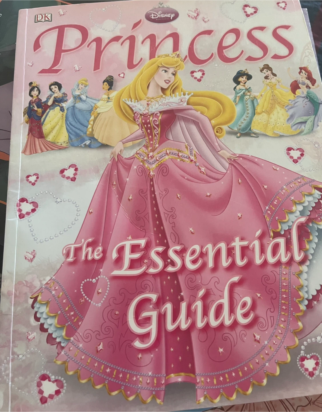 🏆 Disney Princess The Essential Guide Book - photo 2