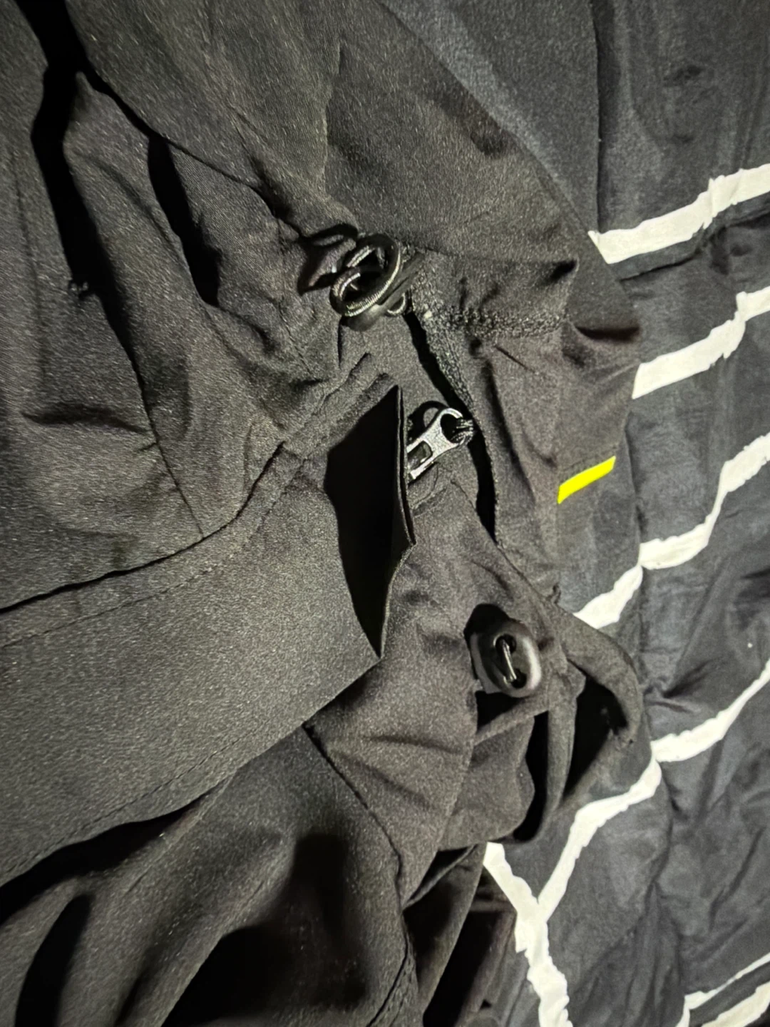 Black Jacket with Yellow Green Stripe 🏆 - photo 3