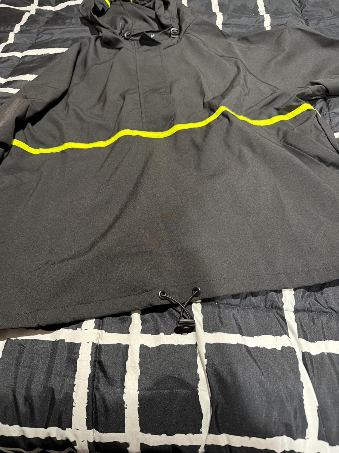 Black Jacket with Yellow Green Stripe 🏆 - photo 2