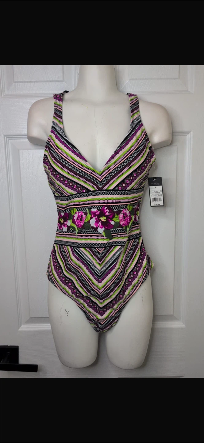 NEW! Mossimo Women's One Piece Swimsuit Size M - photo 3