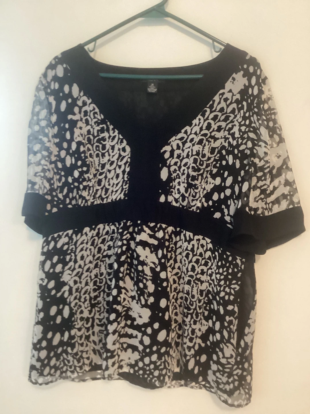 🏆 Woman’s Blouse
