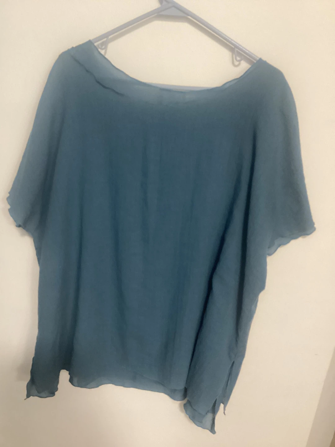 🏆 Woman’s Cute Top - photo 3